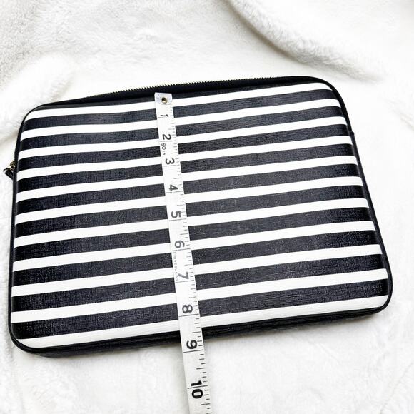 KATE SPADE New York Black & White Stripe Padded iPad Tablet Zip Case - Picture 9 of 10